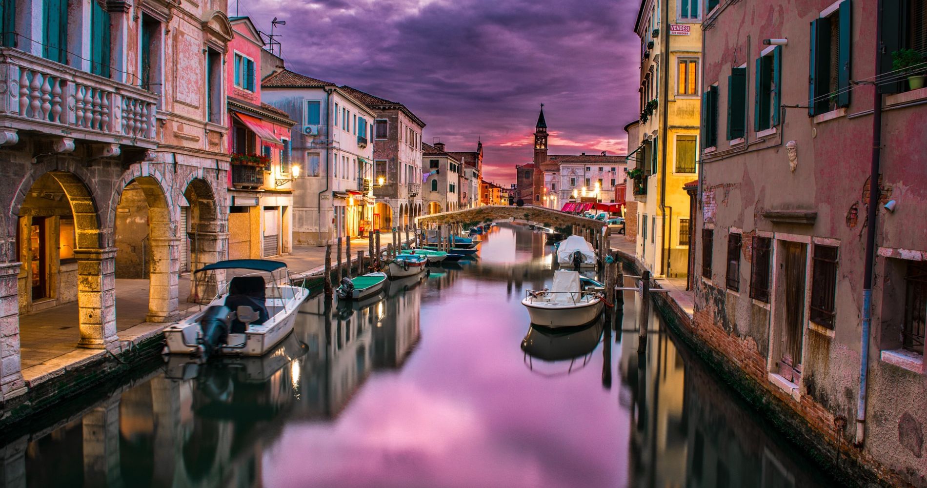 Background Image - Italy